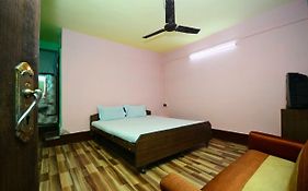 Madhumilan Guest House